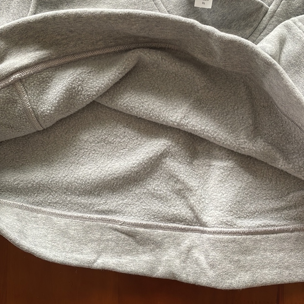Oversized Fleece Crop - Picture 3 of 3